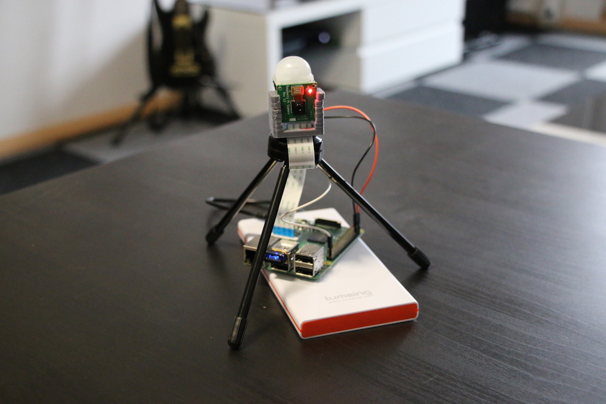 Raspberry Pi mit Kamera und Bewegungssenor