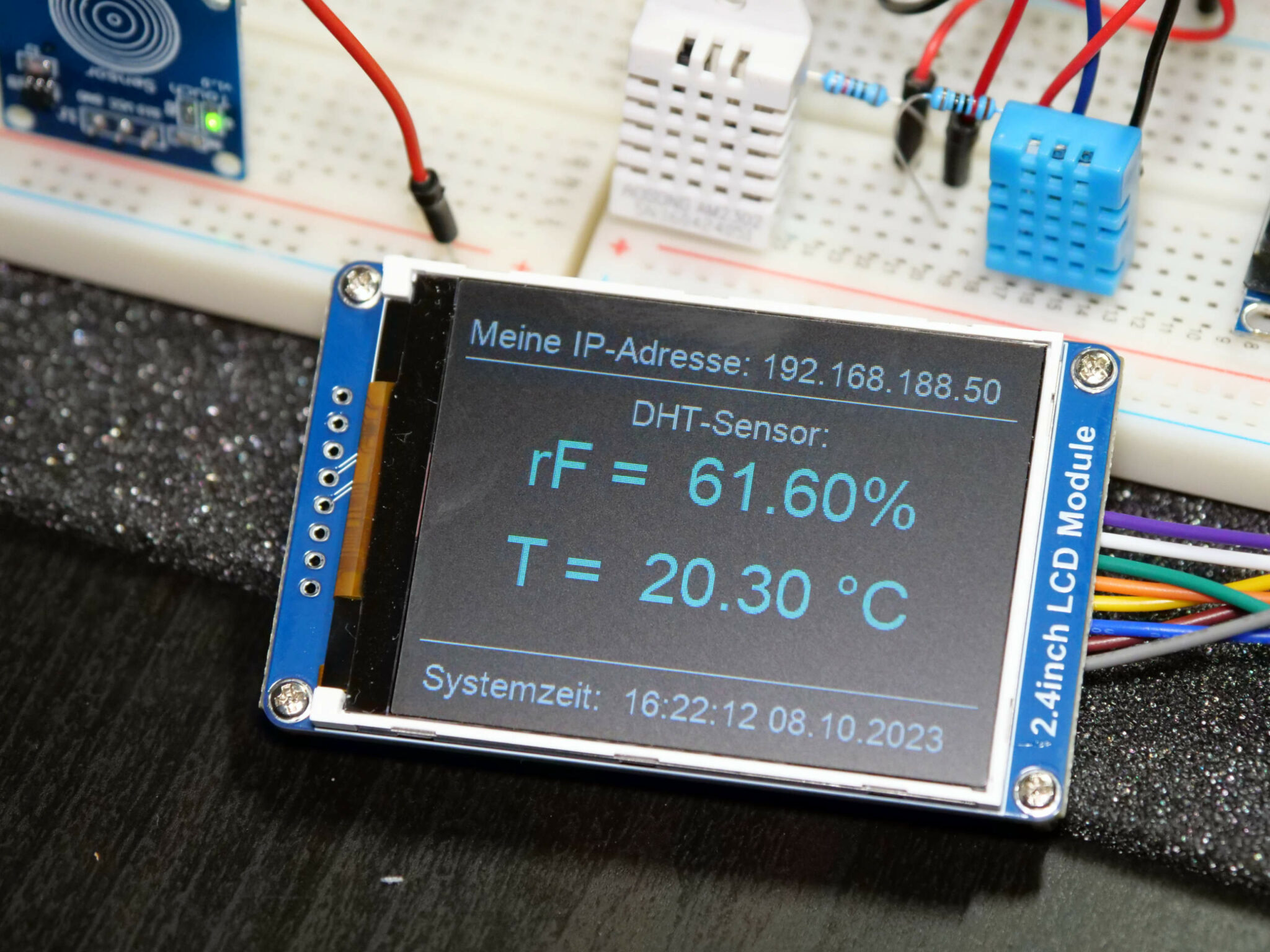 2.4-Zoll LCD Display am Raspberry Pi: Einrichtung und Programmierung ...